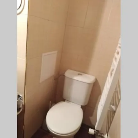 Royal Towers - 1237 Apartman