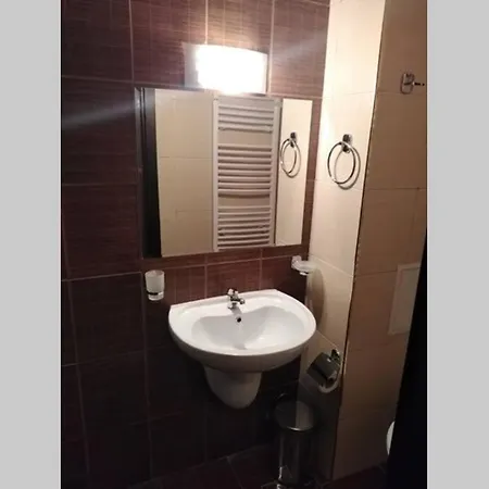 Royal Towers - 1237 *